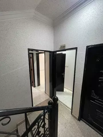 شقة للإيجار في حي العزيزية جنوب الرياض
