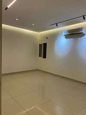 دور مستقل سكني للإيجار في حي الياسمين في شمال الرياض