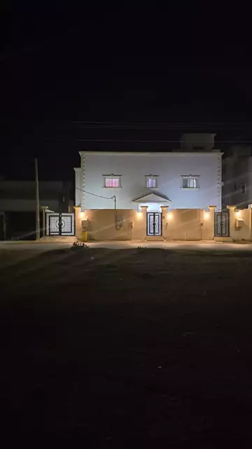 فيلا سكني للبيع في حي اليرموك في المجمعة