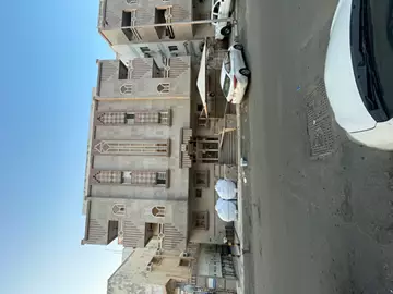 عمارة سكني للإيجار في حي البوادي في جدة