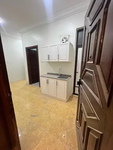 شقة سكني للإيجار في حي الملز في وسط الرياض