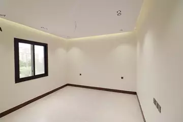 شقة 4 غرف للبيع في حي الروضة في جدة