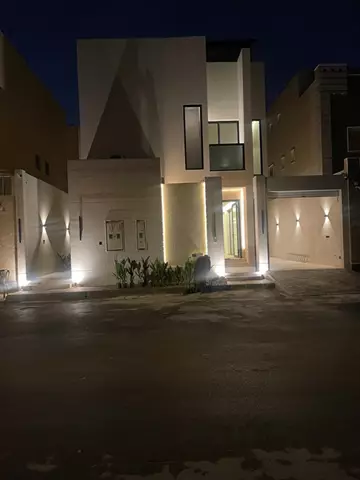 دور أول فاخر للإيجار بحي الياسمين