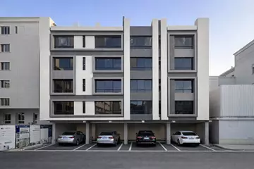 ملحق روف 4 غرف مع السطوح للبيع جديد جاهز للسكن 