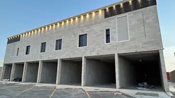 عمارة سكني للإيجار في حي الجنادرية في شرق الرياض