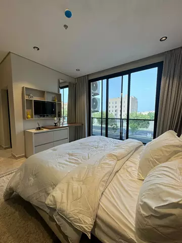 شقة سكني للبيع في حي الحمراء في الخبر