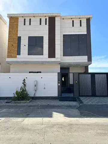 فيلا سكني للبيع في حي الفنار في جدة