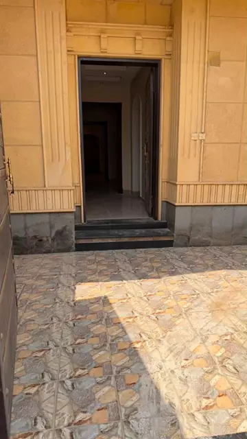 دور مستقل سكني للإيجار في حي العقيق في شمال الرياض