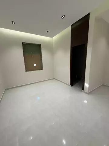 شقة سكني للبيع بحي الرمال شرق الرياض