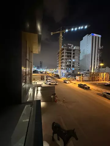 شقة فخمة في برج ميم حي الصحافه