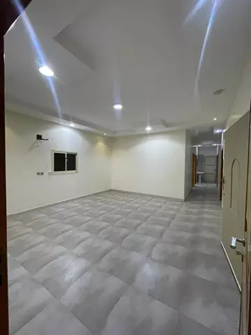 دور مستقل سكني للإيجار في حي الياسمين في شمال الرياض