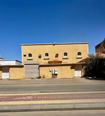 عمارة سكني للبيع في حي الزهور في سكاكا