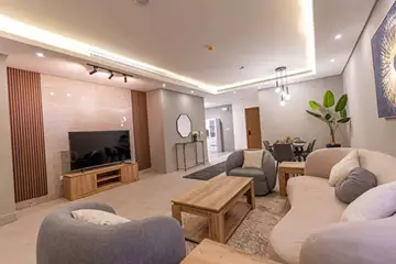 شقة سكني للبيع في حي الملقا في شمال الرياض