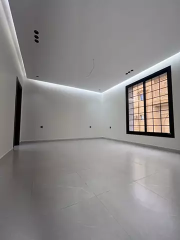 عمارة سكني للإيجار في حي الصفا في جدة