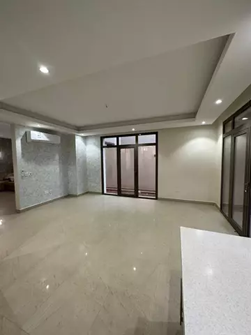 فيلا سكني للبيع في حي الرمال في شرق الرياض