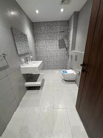 شق للإيجار - حي الشرفية - جدة