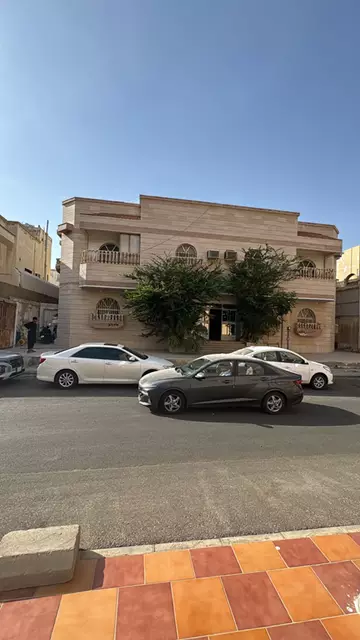 عمارة سكني للبيع في حي الربوة في جدة