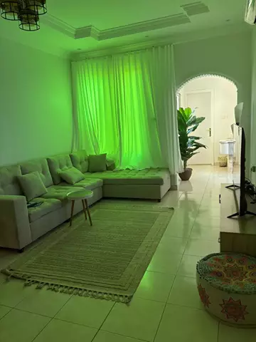 فيلا سكني مقسمة دور دور للبيع في حي الصحافة في شمال الرياض