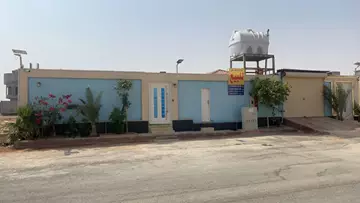 استراحة شاليه سكني للبيع في حي نمار في غرب الرياض