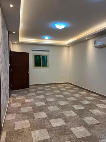 دور مستقل سكني للإيجار في حي الصحافة في شمال الرياض