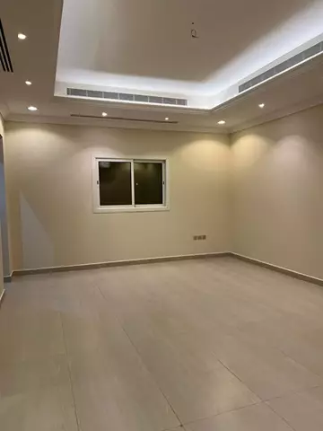 دور مستقل سكني للإيجار في حي الياسمين في شمال الرياض