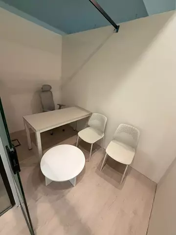 مكتب تجاري للإيجار في حي الدريهمية في غرب الرياض