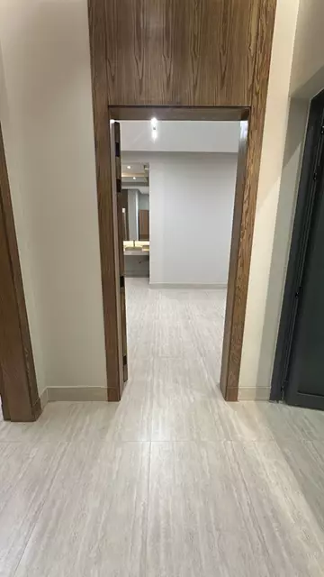شقة سكني للبيع في حي الرمال في شرق الرياض