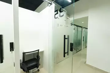 مكاتب جاهزة بتجهيزات كاملة لنجاح مشروعك 🔥