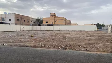 أرض سكني للبيع في حي اليرموك في الرس