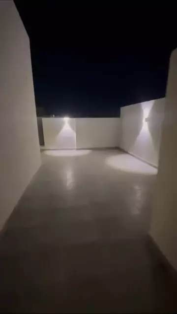 فيلا تاون هاوس للبيع في حي السعادة في شرق الرياض