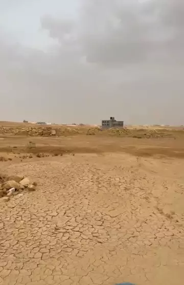 أرض سكني للبيع في حي ضاحية نمار في غرب الرياض
