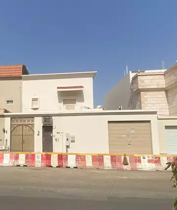 فيلا دوبلكس للبيع في حي البساتين