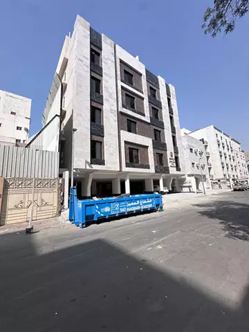 شقة 4 غرف سكني للبيع في حي السلامة في جدة