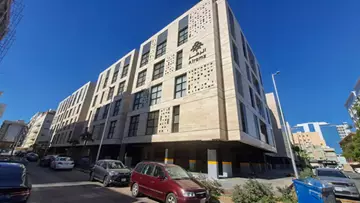 شقة فاخره للإيجار في حي السلامة 2