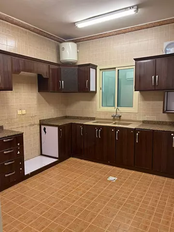 شقة سكني للإيجار في حي العقيق في شمال الرياض