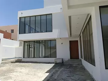فيلا فاخره للبيع في ابحر الشمالية-الزمرد