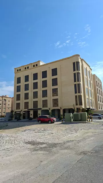 شقة سكني للإيجار في حي الحمراء في الخبر