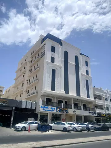 صالة عرض تجاري للإيجار في حي البوادي في جدة
