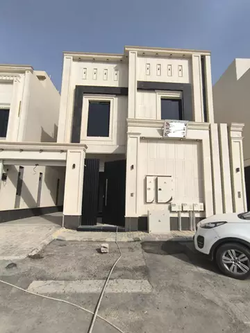 دور سكني للبيع بالجنادرية  شرق الرياض