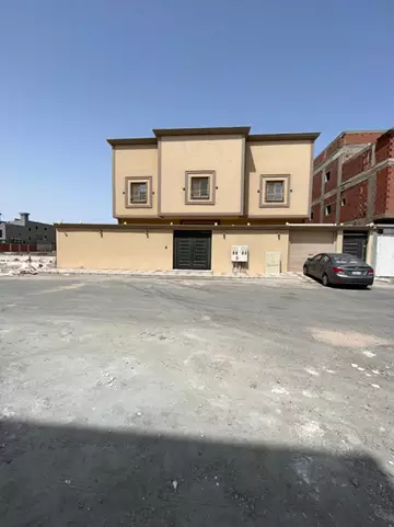 فيلا+2 شقق للبيع في مخطط الرياض