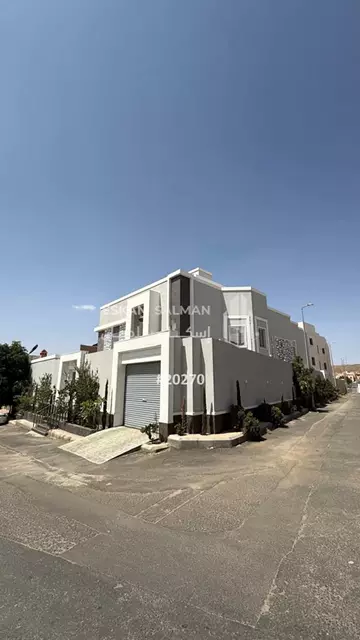 فيلا - خميس مشيط - شعب ساحب شمال غرب منطقة المعارض ( حجله )