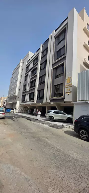 شقة 4غرف سكني للبيع في حي الروضة في جدة