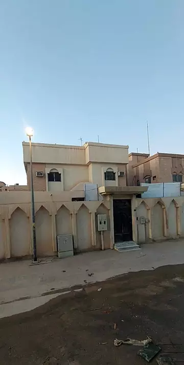 فيلا سكني للبيع في حي الملك فهد في شمال الرياض