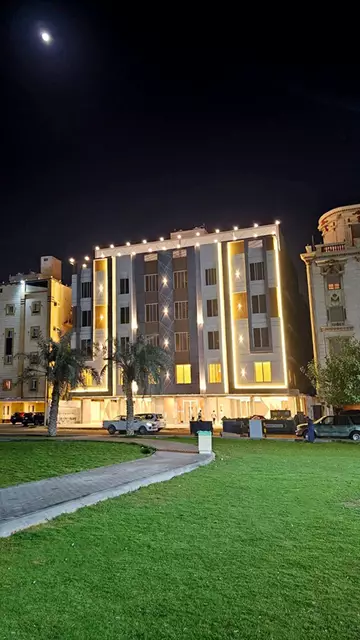 شقق فاخره للبيع في حي الزهراء