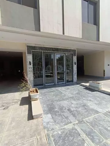 شقة سكني للإيجار في حي النزهة في جدة