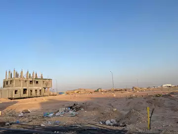 أرض سكني للبيع في حي الجنادرية 