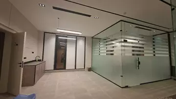 مكتب تجاري للإيجار في حي الملقا