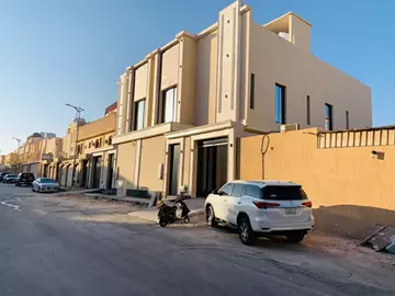 فيلا سكني للبيع في حي طويق في غرب الرياض