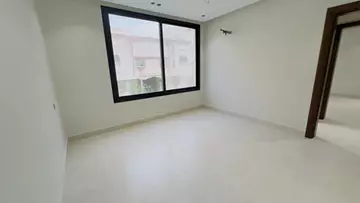 شقة سكني للبيع في حي الروضة في جدة