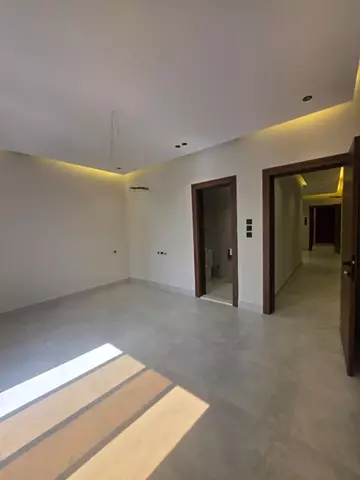 شقة سكني للبيع في حي السلامة في جدة